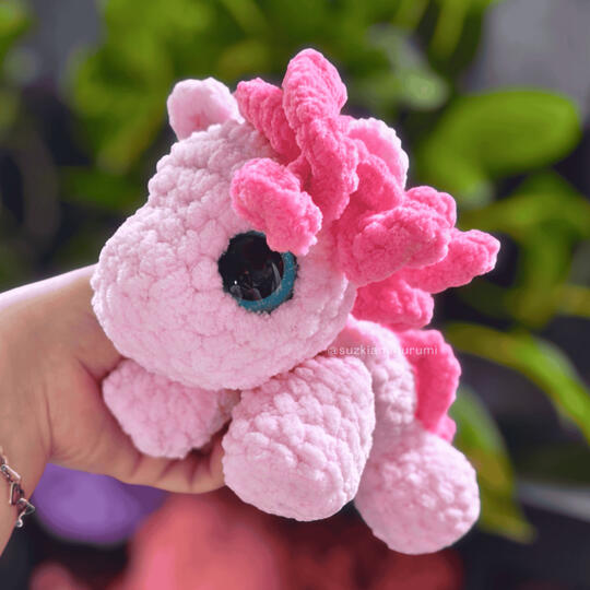 Pinkki poni 30€